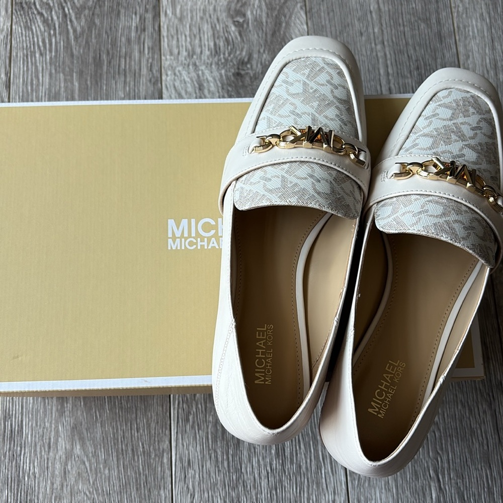 Michael Kors Loafer